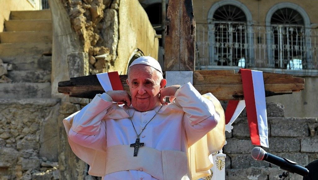 Papa Francis: Irak'ta canlı bomba saldırısına uğradım