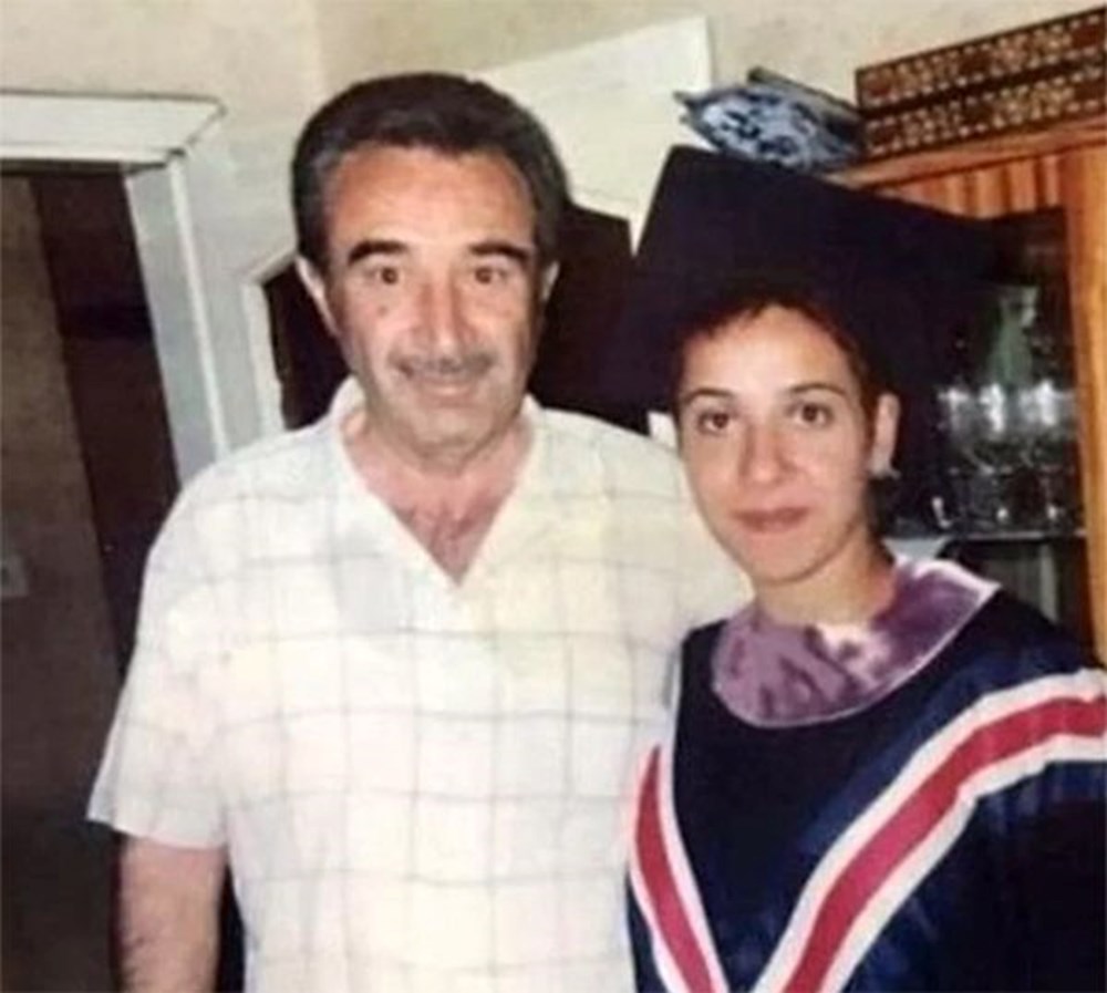 Binnur Kaya'nın babası son yolculuğuna uğurlandı - 4