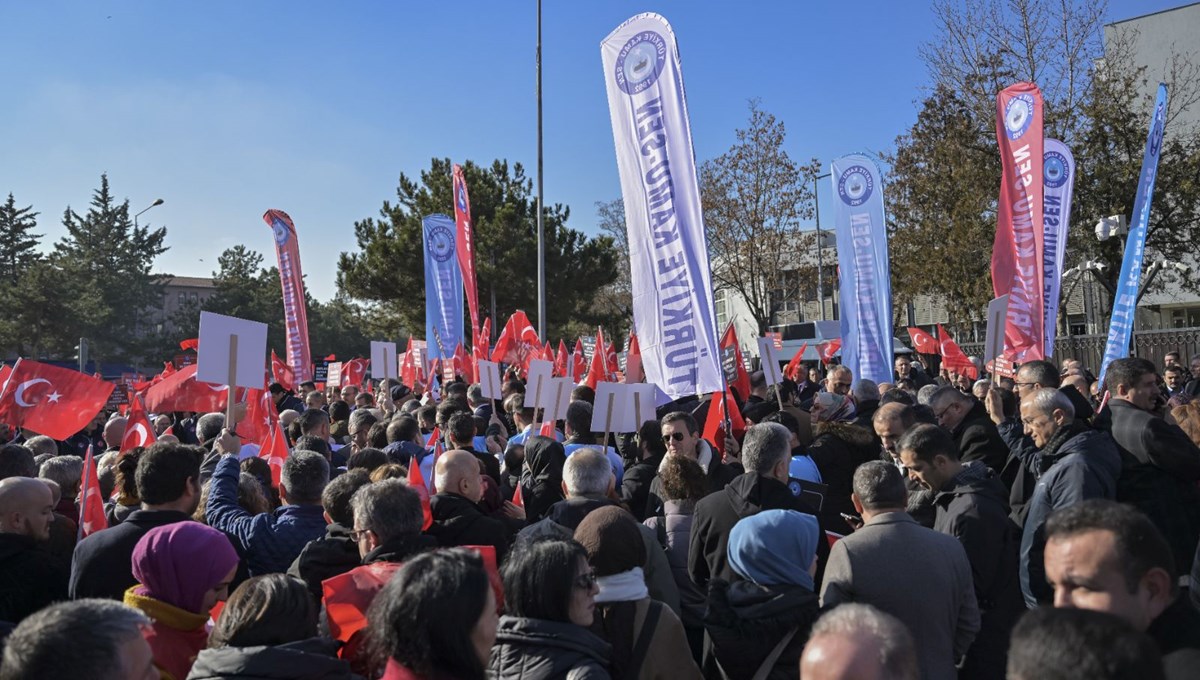 Memurlar refah payı istiyor Memurlar refah payı istiyor