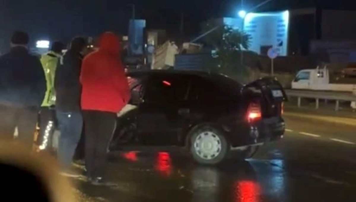 D-100'de otomobil ile TIR çarpıştı: 1 ölü, 1 yaralı