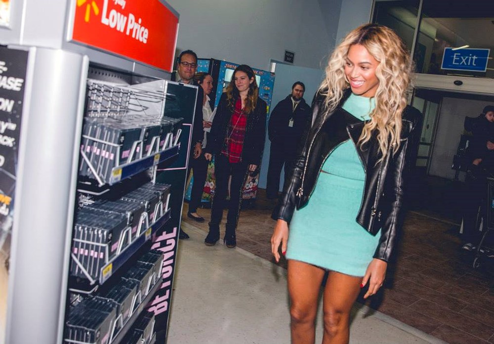 Beyonce kendi albümünü satın aldı - 1