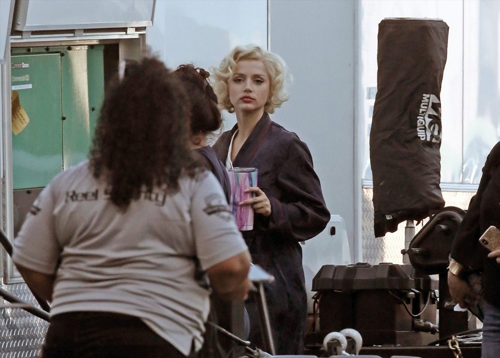 Filme cu blonde