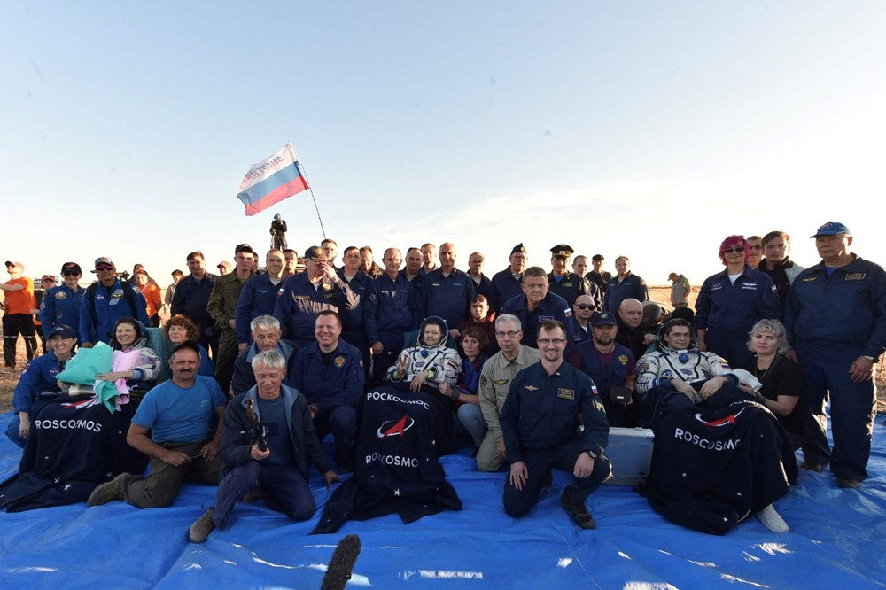 374 günlük uzay macerası sona erdi: Rus kozmonotlar Dünya'ya geri döndü - 2