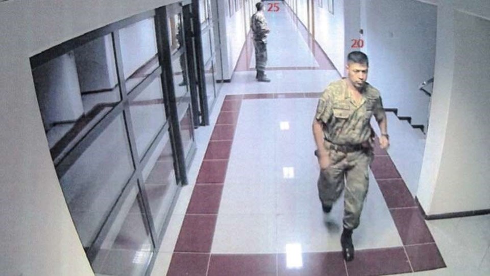 FETÖ'nün darbe girişiminin üzerinden 9 yıl geçti: O gece neler yaşandı? - 2