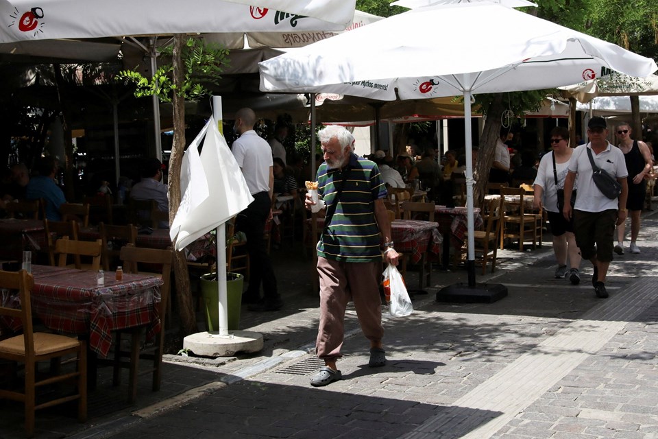 Yunanistan’da nüfus azalıyor ve yaşlanıyor - 1