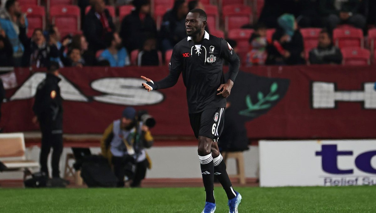 Derbi öncesi Omar Colley'den Beşiktaş'a kötü haber Derbi öncesi Omar Colley'den Beşiktaş'a kötü haber