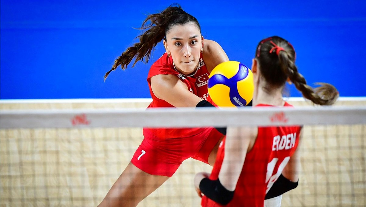 Paris Olimpiyatlarında voleybol maçları ne zaman? Rakipler belli oldu Paris Olimpiyatlarında voleybol maçları ne zaman? Rakipler belli oldu