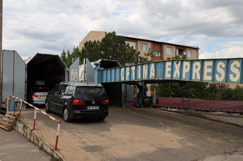 Gurbetçiler arabalı trenle dönüyor | Edirne’den Avusturya’ya 35 saatlik yolculuk - 9