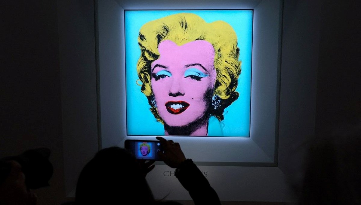 Andy Warhol’un Marilyn Monroe portresine rekor fiyat