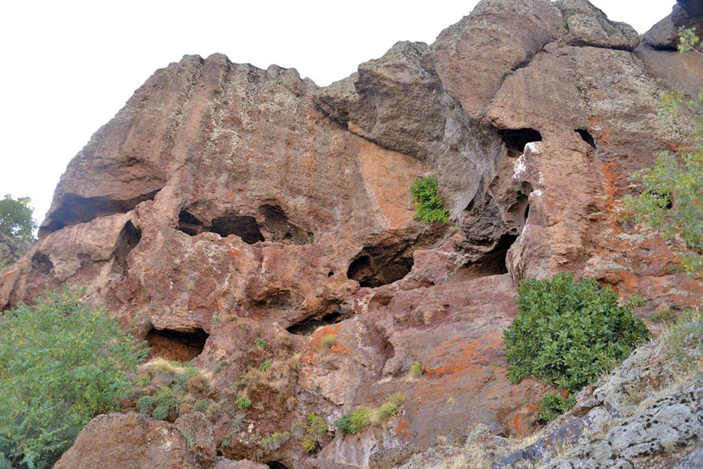 5 katlı 26 odalı mağaralar manzarasıyla büyülüyor: Bingöl Zağ Mağaraları - 2
