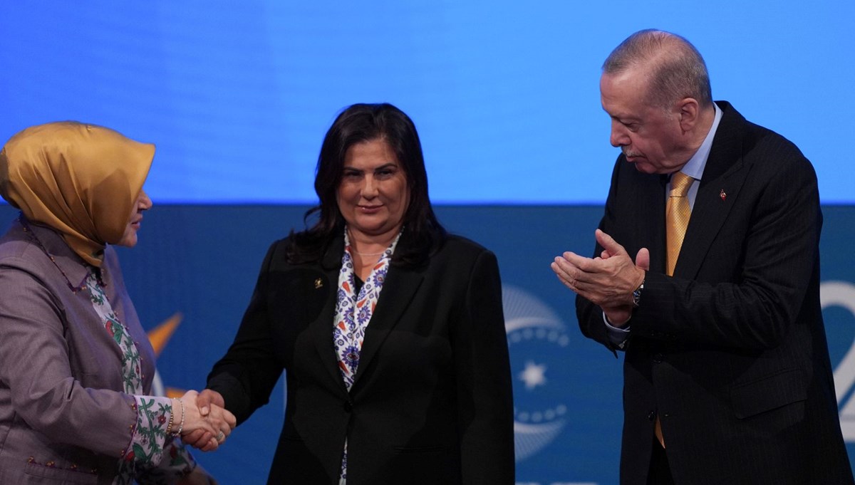 Özlem Çerçioğlu'ndan ilk mesaj