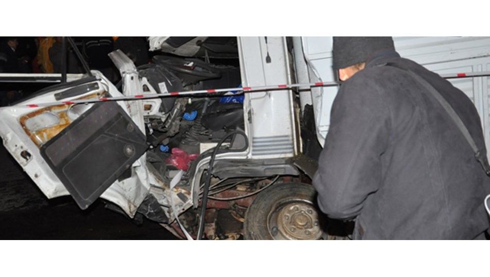 Kamyonun freni patladı: 1 ölü