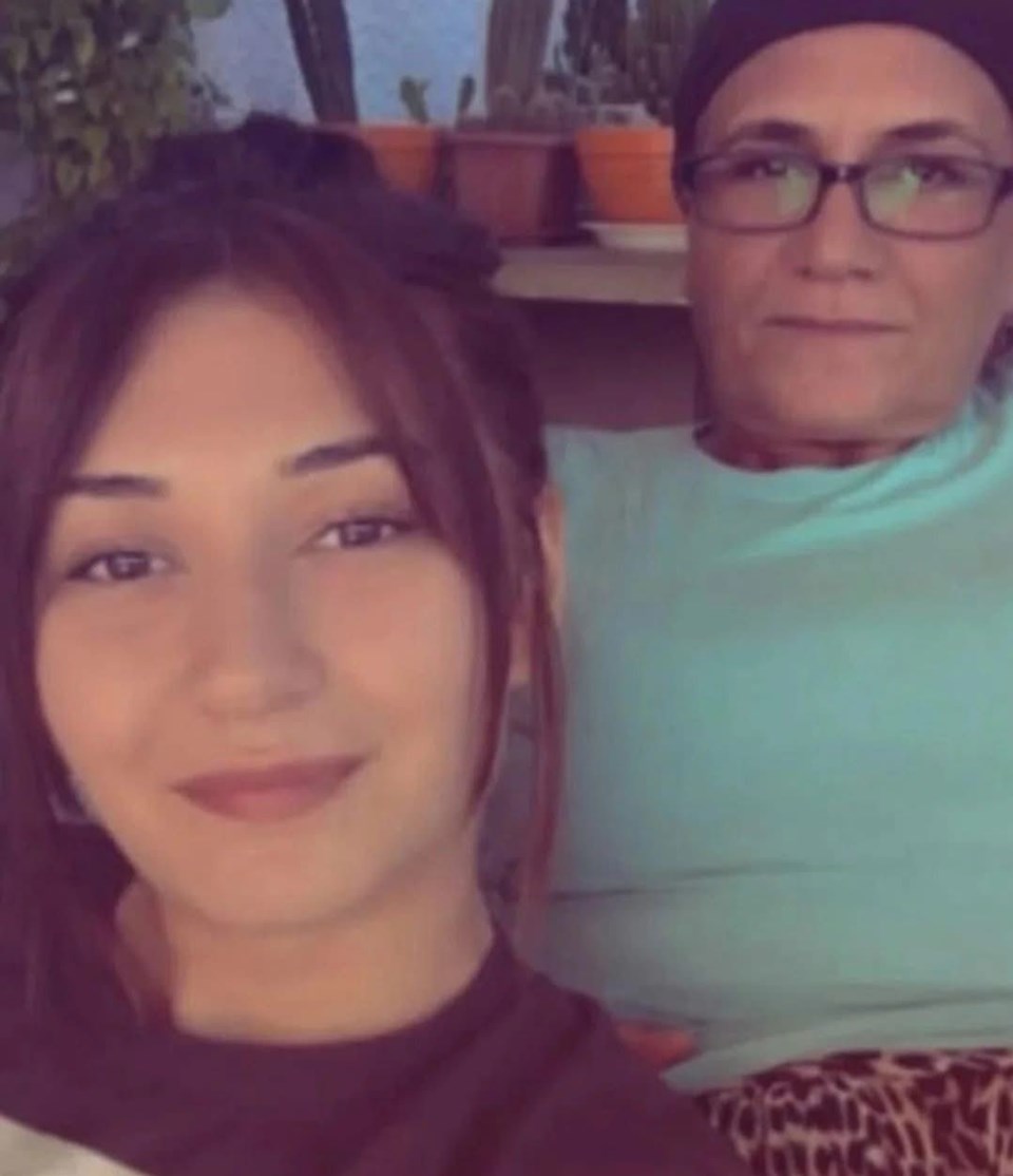 Mersin'de anne ve kızın cinayet şüphelisi aranıyor - 1
