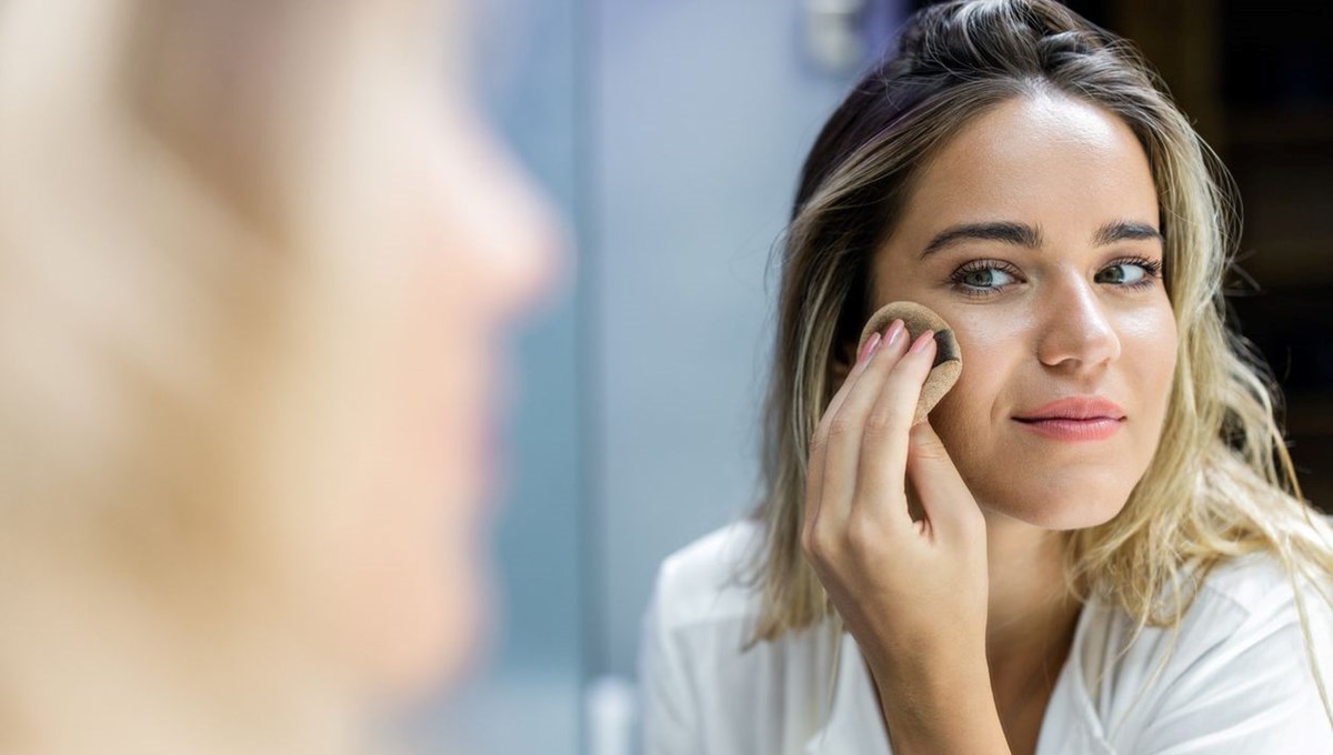 Makyaj yapmak cilde gerçekten zararlı mı? Bilim insanları yanıtladı