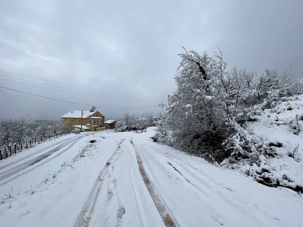 Türkiye beyaza büründü: Birçok ilde kar yağışı etkili oluyor - 13