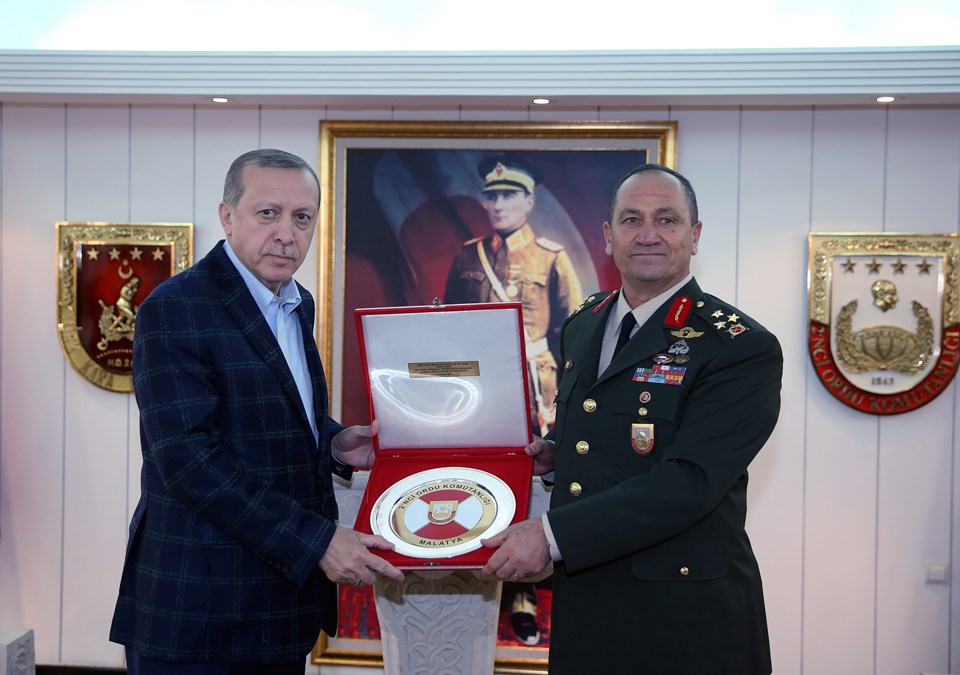 Cumhurbaşkanı Erdoğan 2. Ordu Komutanlığı'nı ziyaret etti - 1