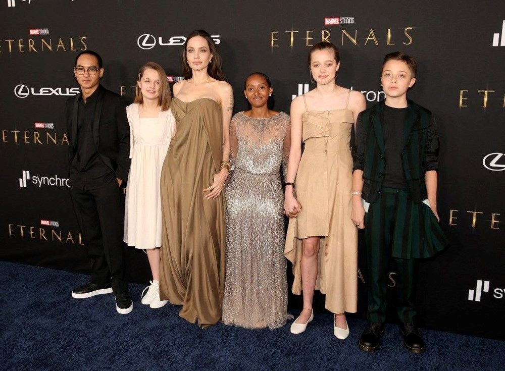 Angelina Jolie ile Brad Pitt'in oğlu Pax hastanelik oldu - 6