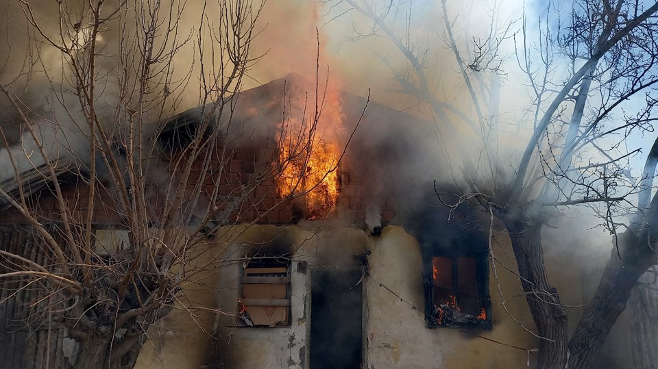 Ankara'da yangın faciası: 3 çocuktan 1'i yaşamını yitirdi - 1