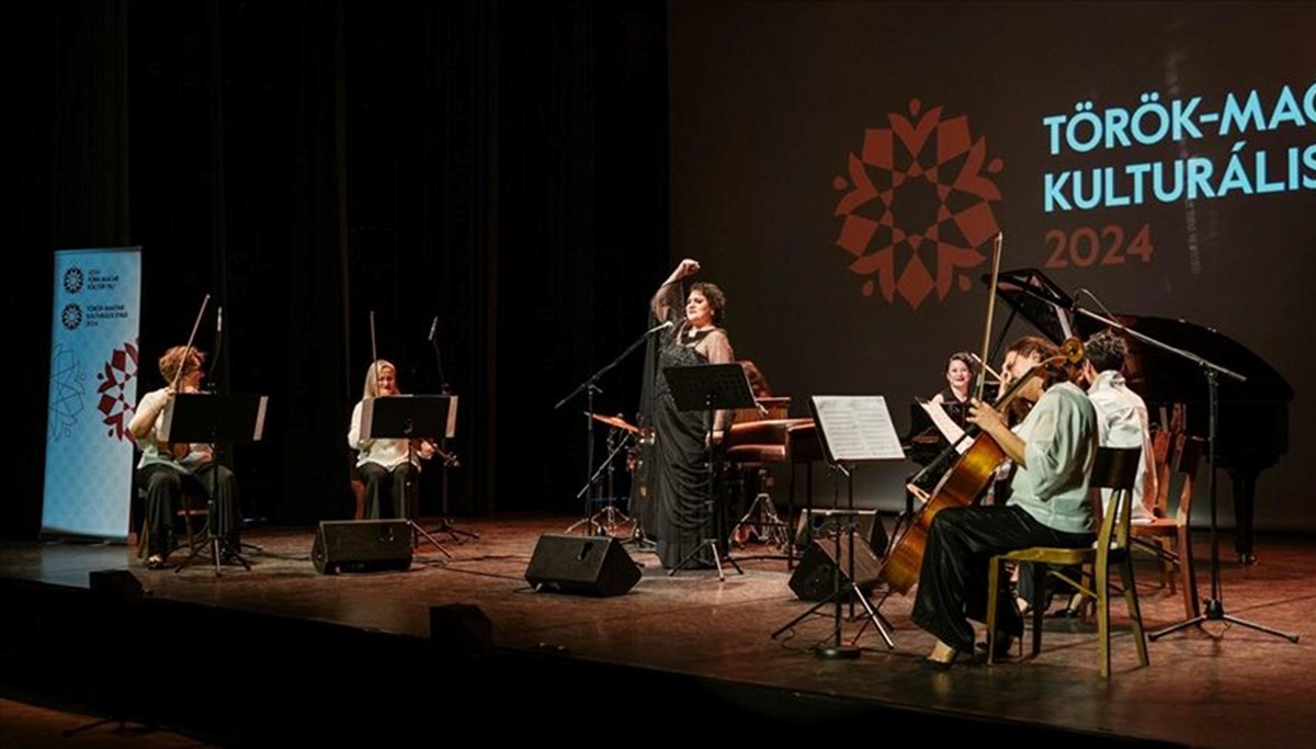 Türk müzik grubu Allegre Ensemble Macaristan’da konser verdi