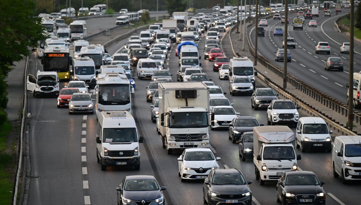 İstanbul'da sabah saatlerinde trafik yoğunluğu