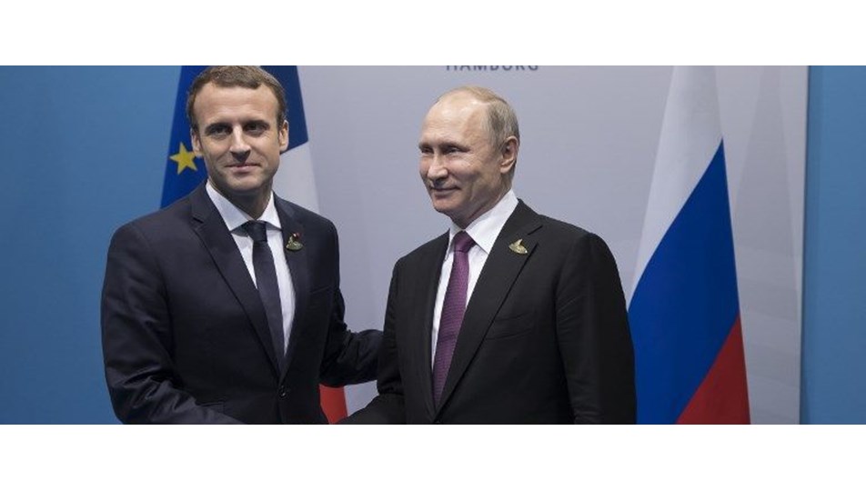 Macron'dan Putin'e çağrı: Suriye'de nüfuzunu kullan