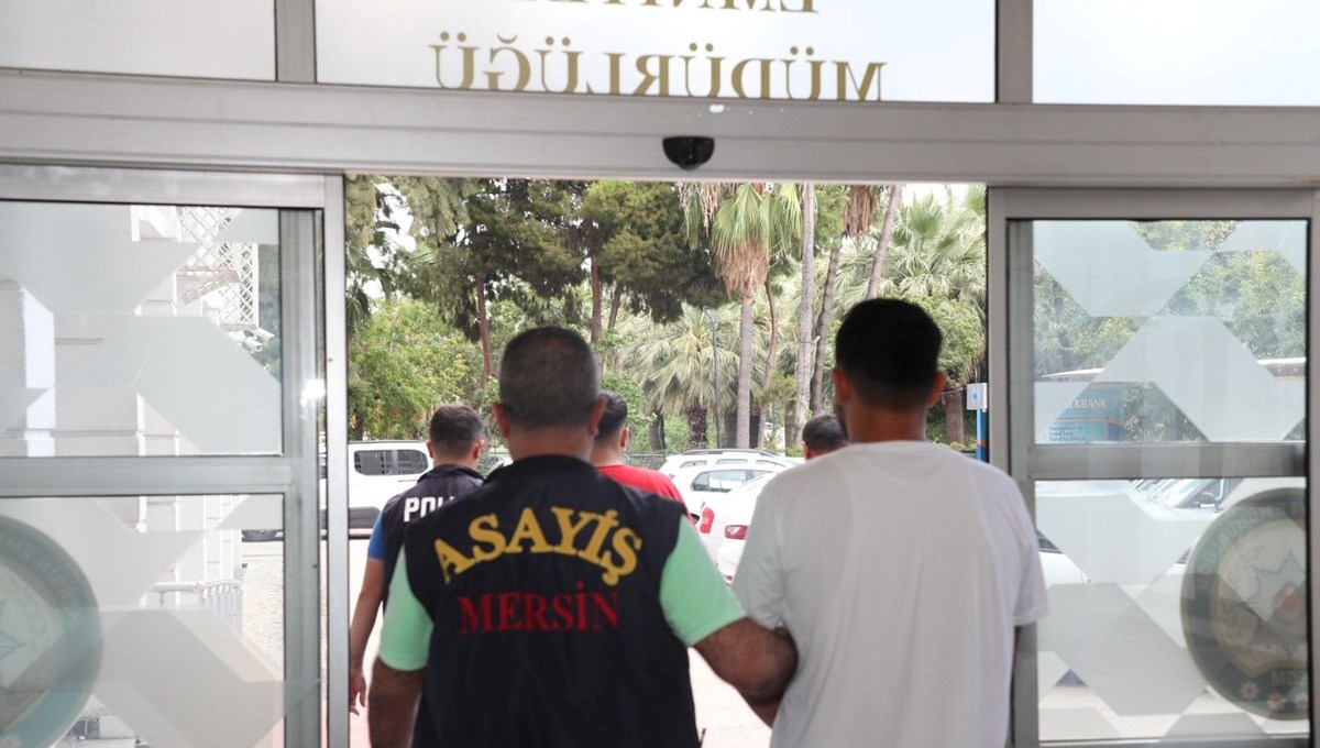 Mersin'de sazan sarmalı dolandırıcılığı: 2 kişi tutuklandı