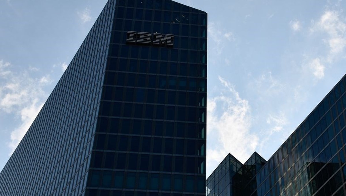 IBM’den aşı kararı: 8 Aralık’a kadar olmayana ücretsiz uzaklaştırma