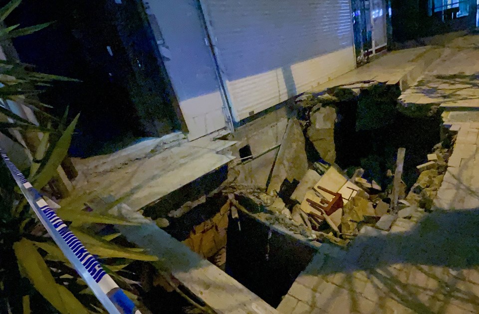 İstanbul Bahçelievler'de 7 katlı bina boşaltıldı - 1