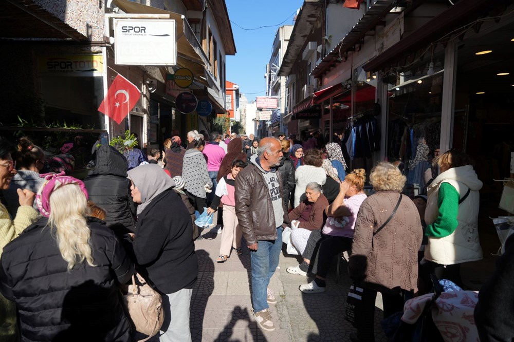 13 Yıllık Ramazan Yardımlaşması: İhtiyaç Sahiplerine Umut Dağıtılıyor 78 vJEsAPqkTU2B2QK3aczP4Q