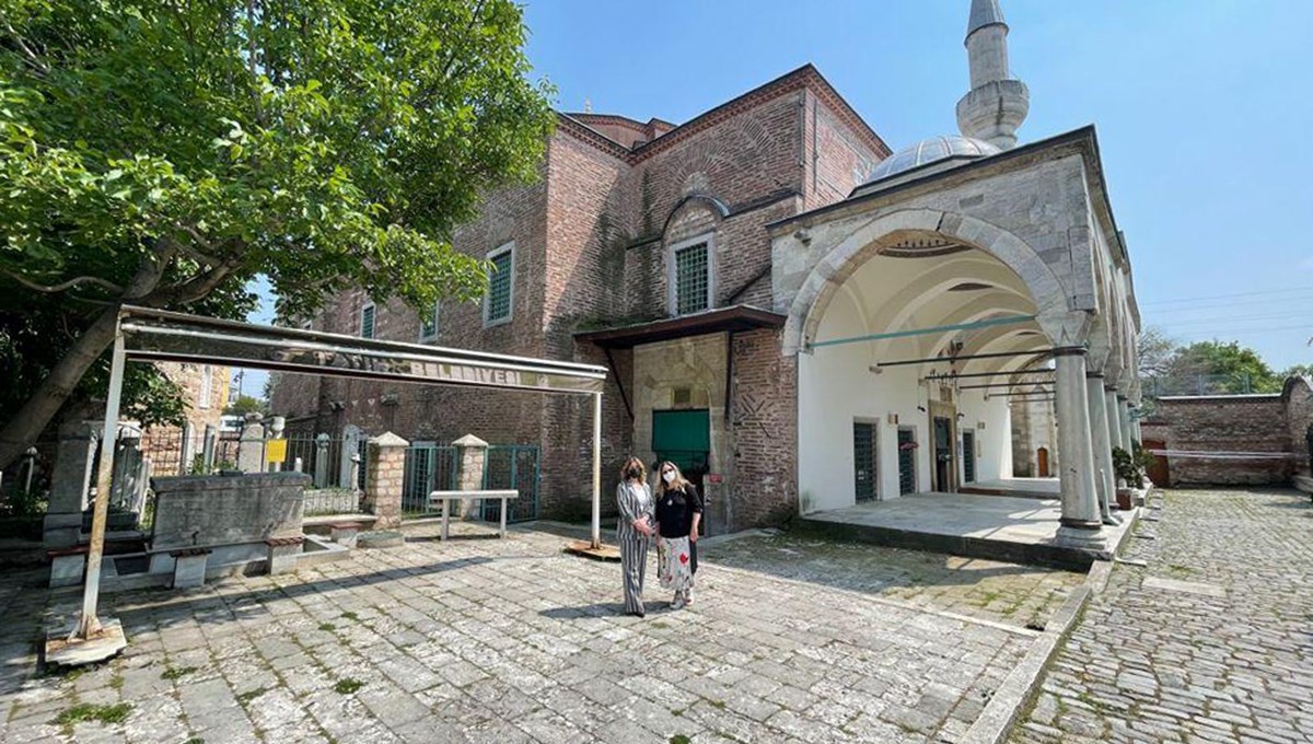 Harem ağasının 7,5 milyon dolarlık mirası tesadüfen sandıkta bulundu Harem ağasının 7,5 milyon dolarlık mirası tesadüfen sandıkta bulundu