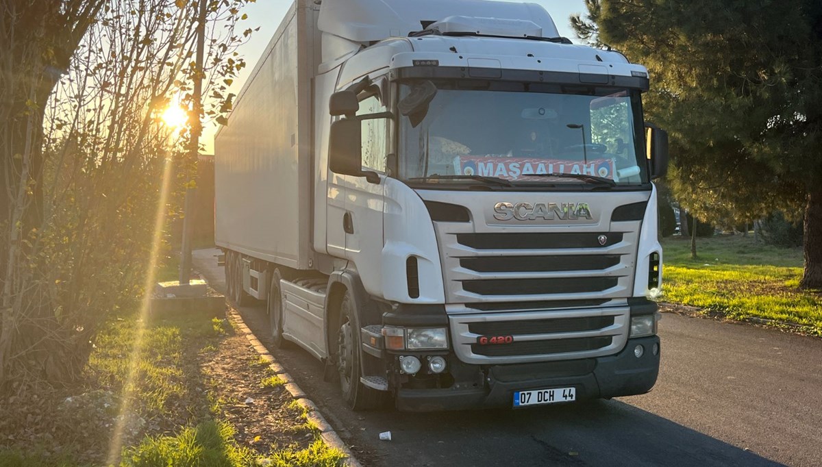 TIR'ın mazotuna göz diktiler: Şoförü dövüp boynundan bıçakladılar