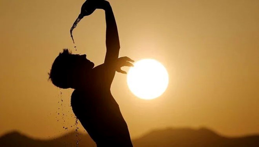 Sıcaklıklar 43 dereceye yükselecek! Meteoroloji güneş çarpmasına karşı uyardı - 1