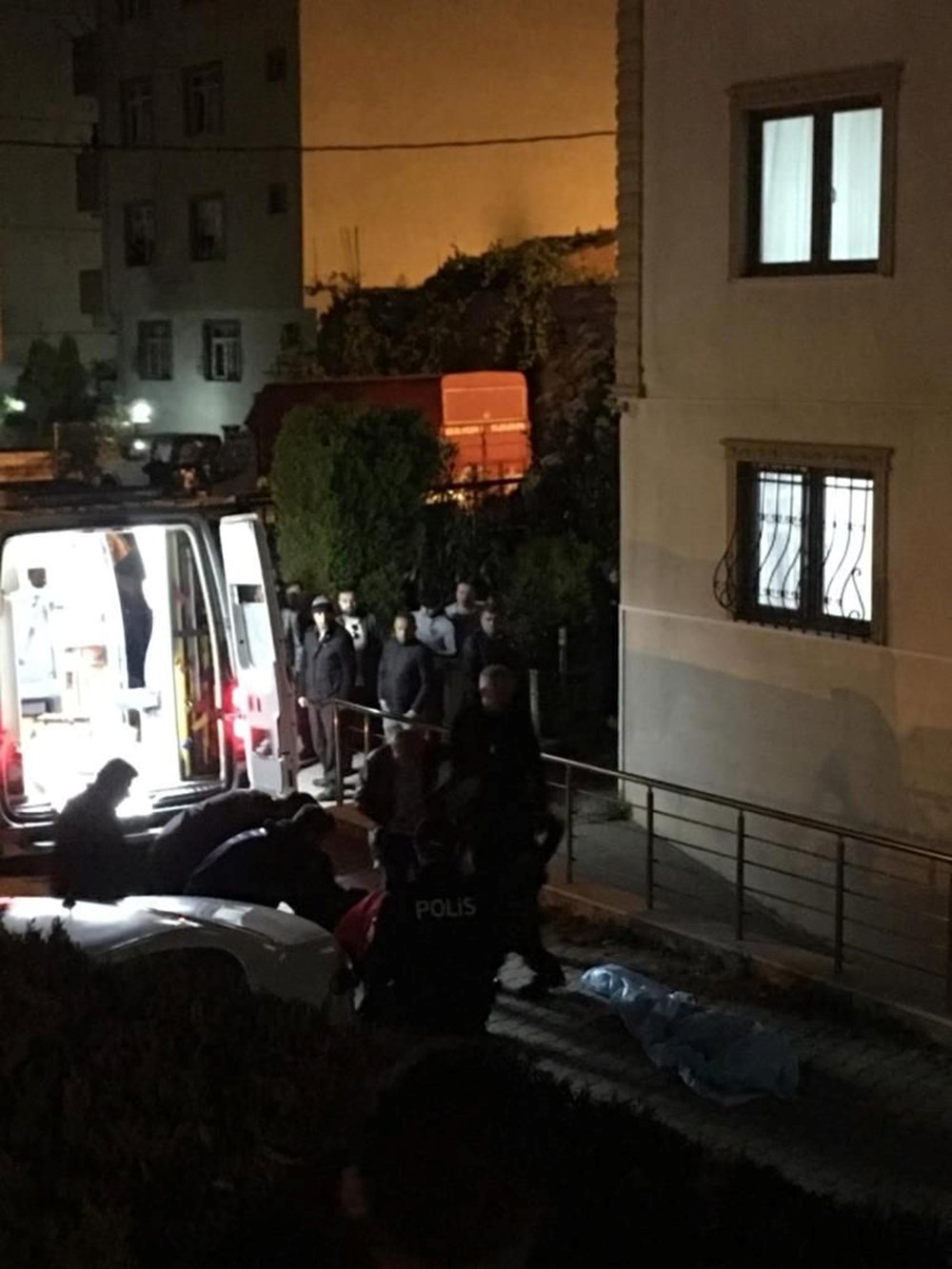 Mavi Balina kabusu geri mi döndü? İstanbul’da 22 yaşındaki genç canına kıydı - 3