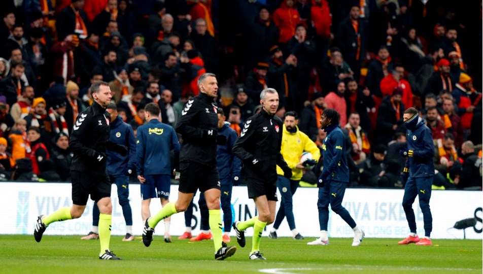 Fenerbahçe'den yabancı hakem talebi: Kalan tüm maçlara atansın