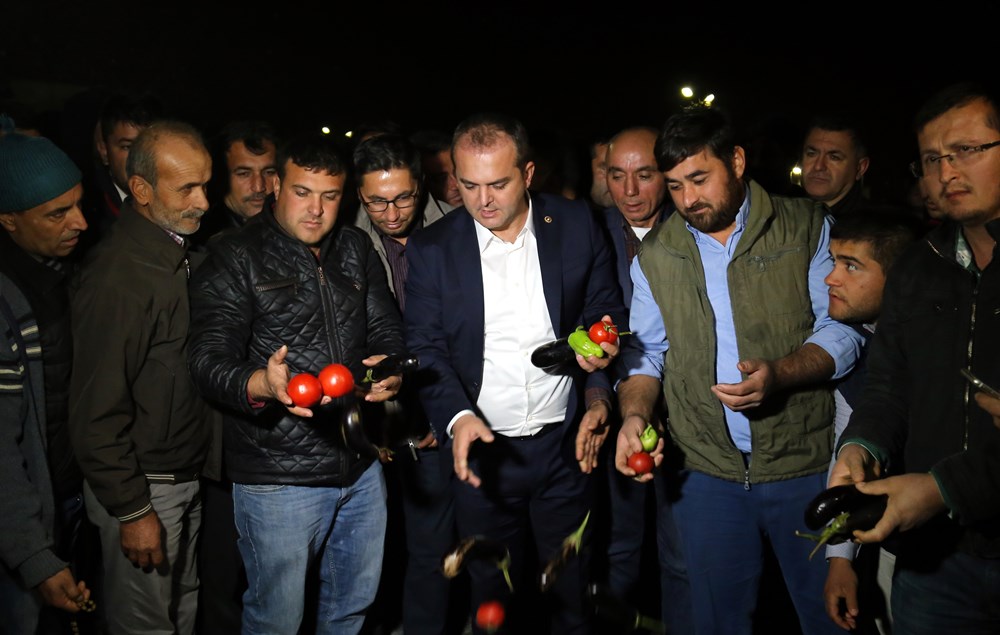 Antalya Toptancı Hali�nde üretici protestosu NTV