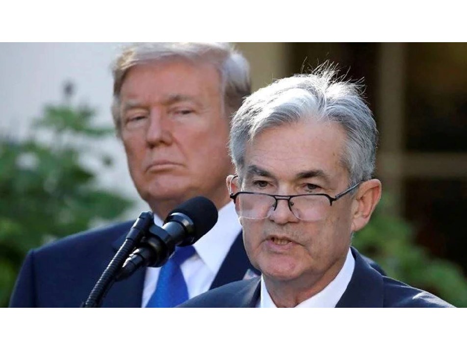 Trump'tan Fed Başkanı Powell'a faiz tepkisi: "Moron"