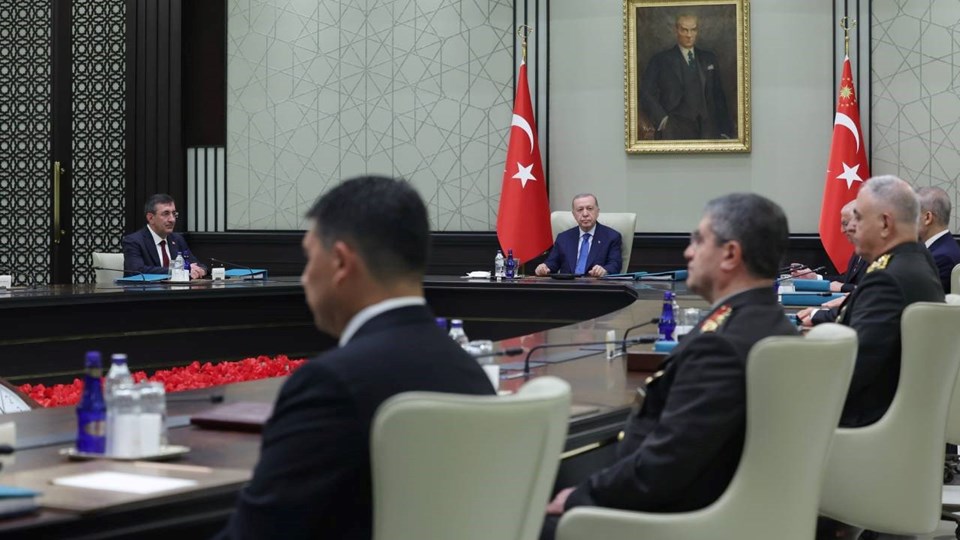 YAŞ kararları açıklandı: Genelkurmay Başkanlığı'na Orgeneral Selçuk Bayraktaroğlu atandı - 1
