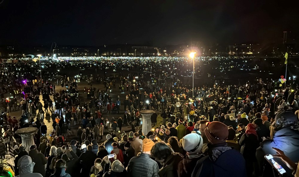 Almanya'da yaklaşık 100 bin kişi, aşırı sağı protesto etti - 7