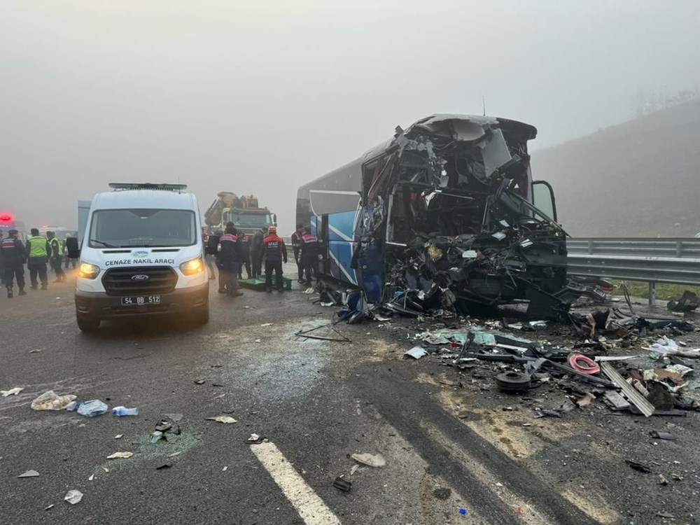 Kuzey Marmara Otoyolu'nda zincirleme kaza: 10 kişi öldü, 59 kişi yaralandı - 30