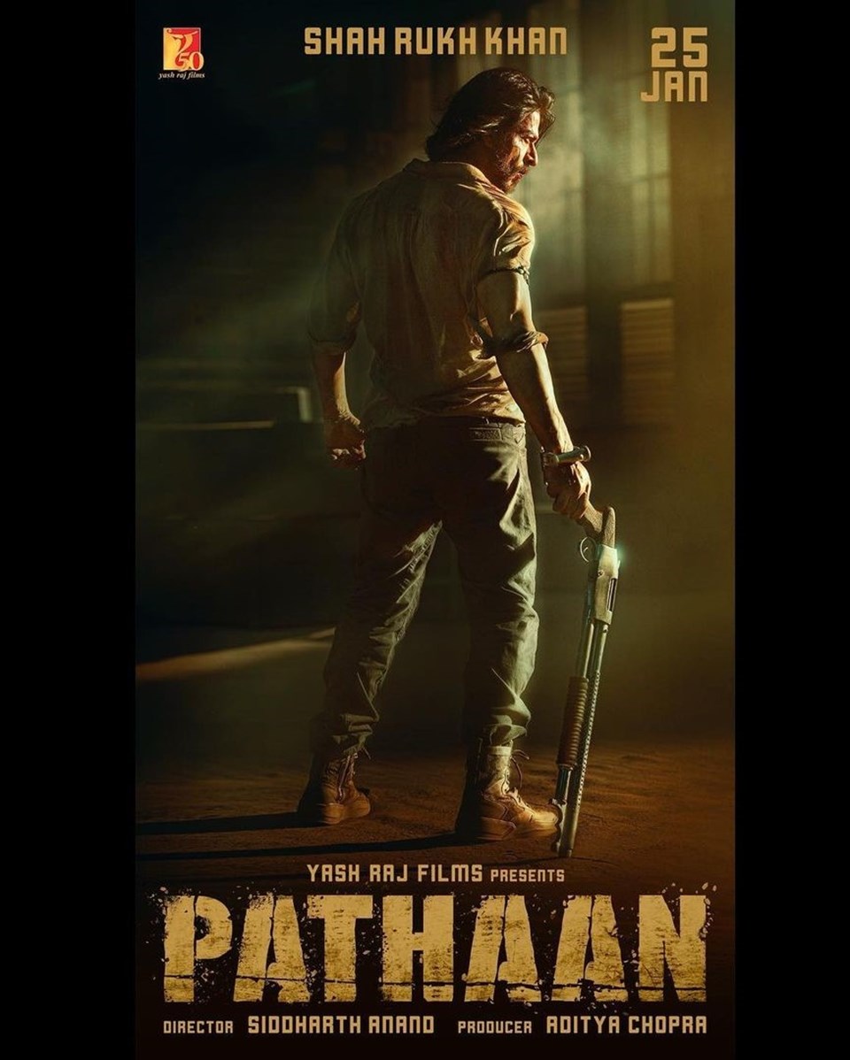 Bollywood yıldızı Shah Rukh Khan’ın yeni filminin afişi yayınlandı - 1