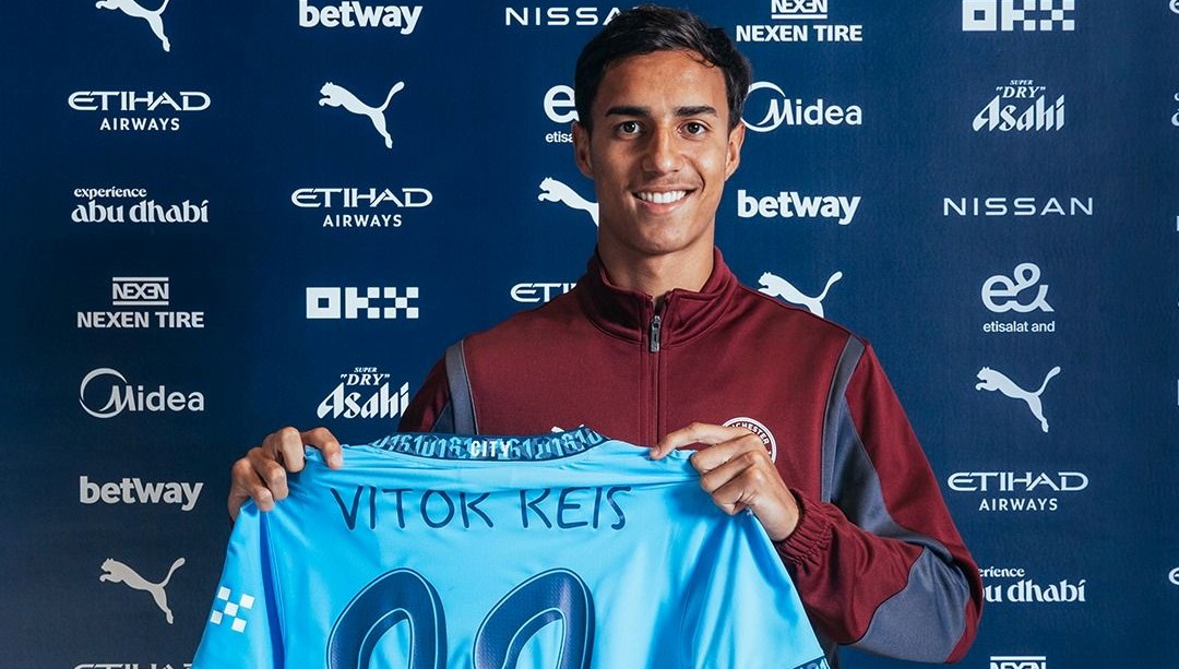 Manchester City'den 35 milyon euroluk transfer: Vitor Reis imzayı attı