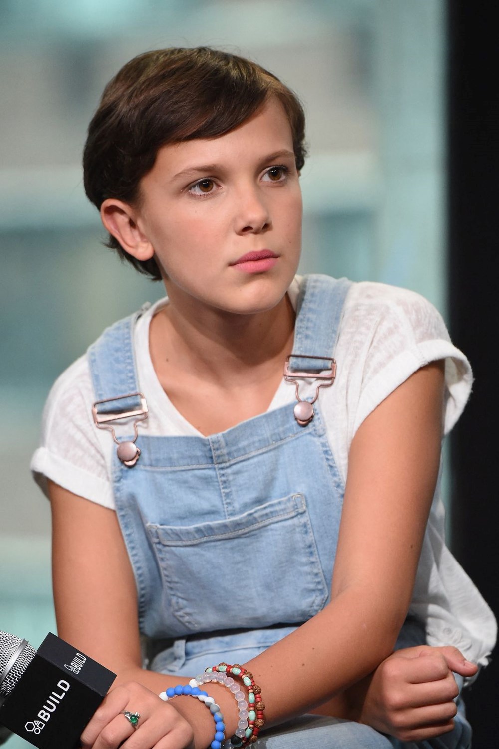 Çocuk yıldız Millie Bobby Brown'ın kazancı dudak uçuklattı - 2