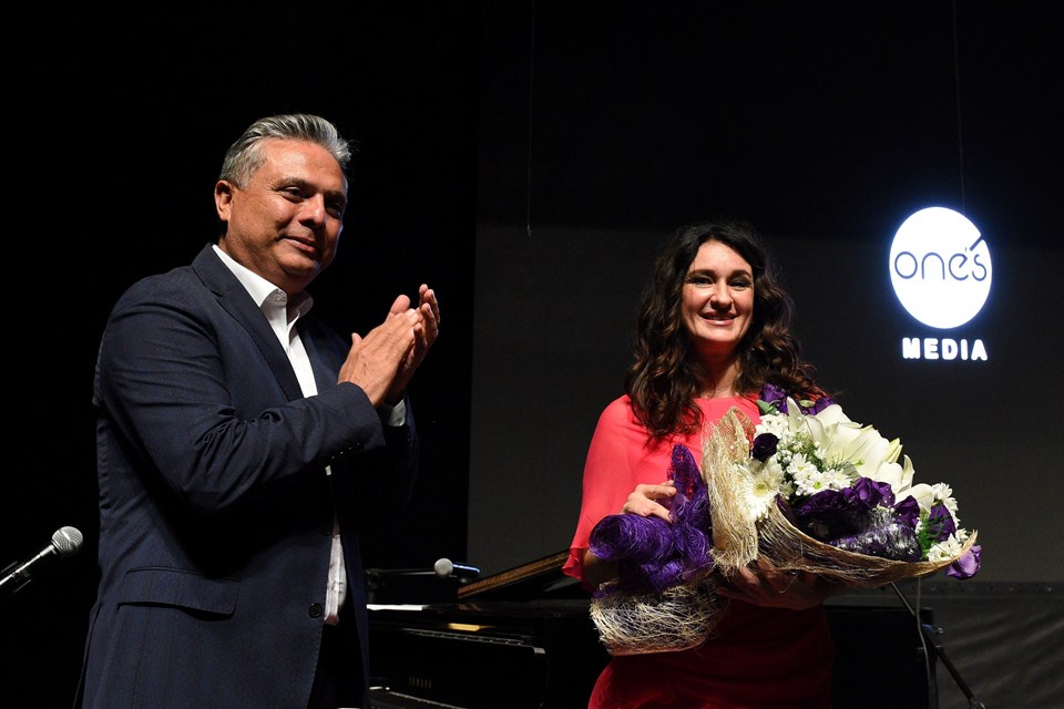 Türkan Şoray Kültür Merkezi'ne Anjelika Akbar’la ikinci yıl kutlaması - 1