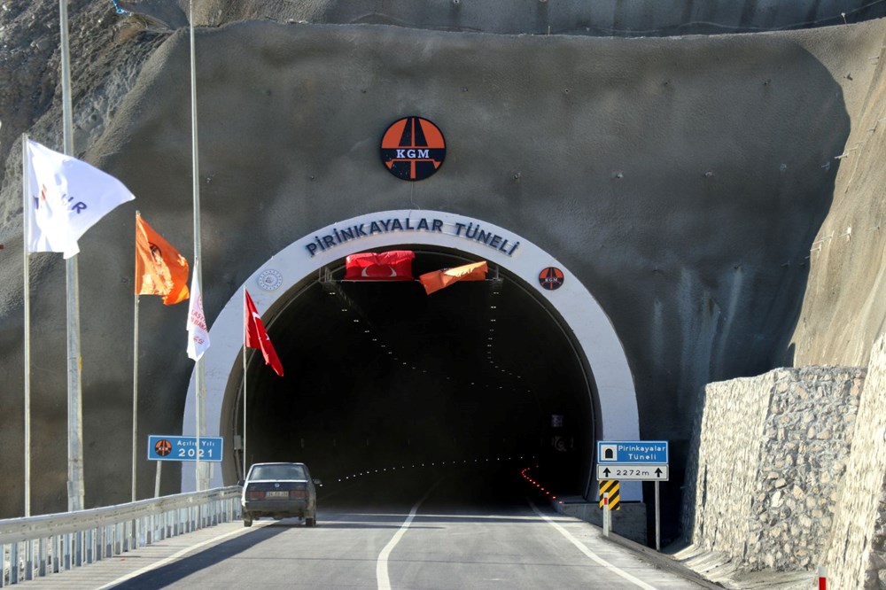 Türkiye'yi Kafkaslar'a bağlayan Pirinkayalar Tüneli açıldı - 13