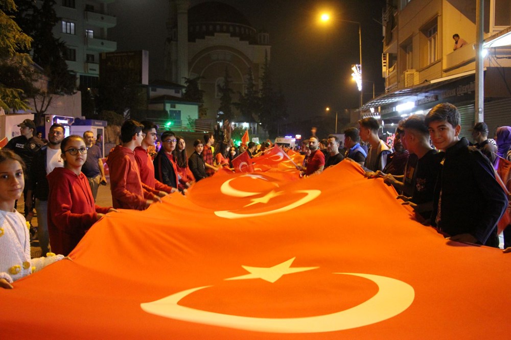 Cumhuriyet'in 100. yılı fener alayı yürüyüşleriyle kutlandı - 16