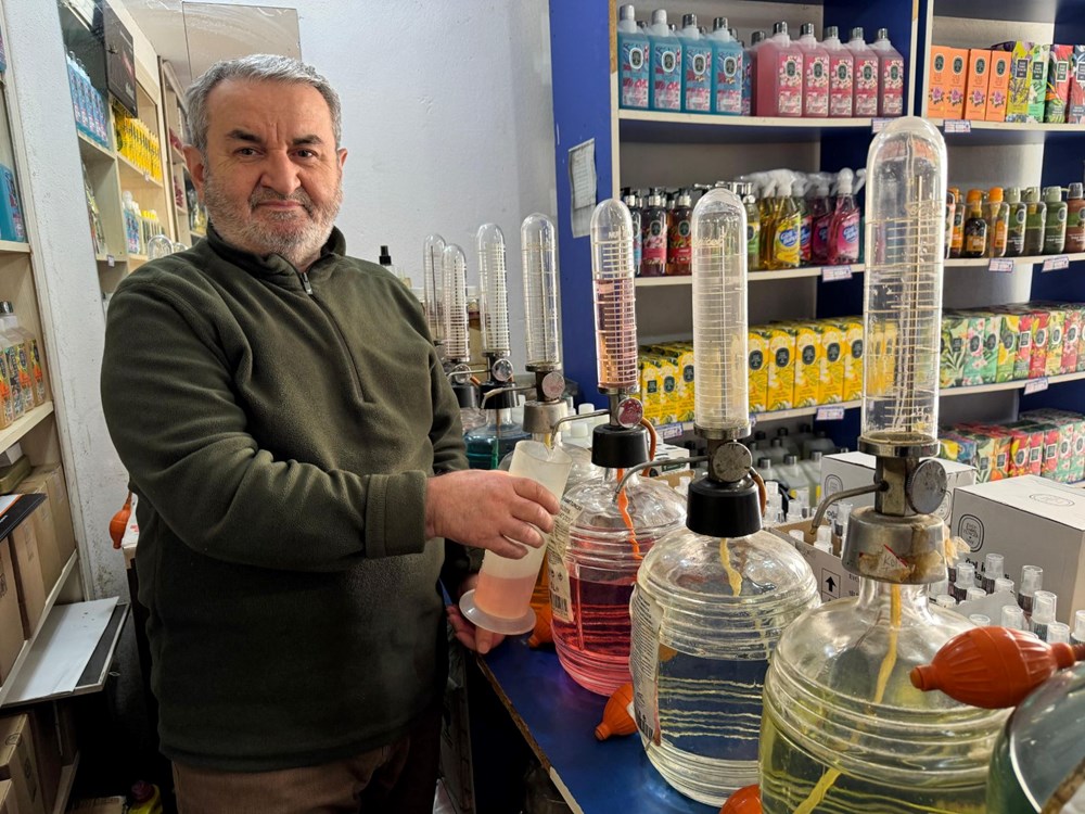 Babasının Mirası: Yarım Asrı Aşan Bir Zanaat Yolculuğu 73 vY1nwYWP70 bdashoQGw6g