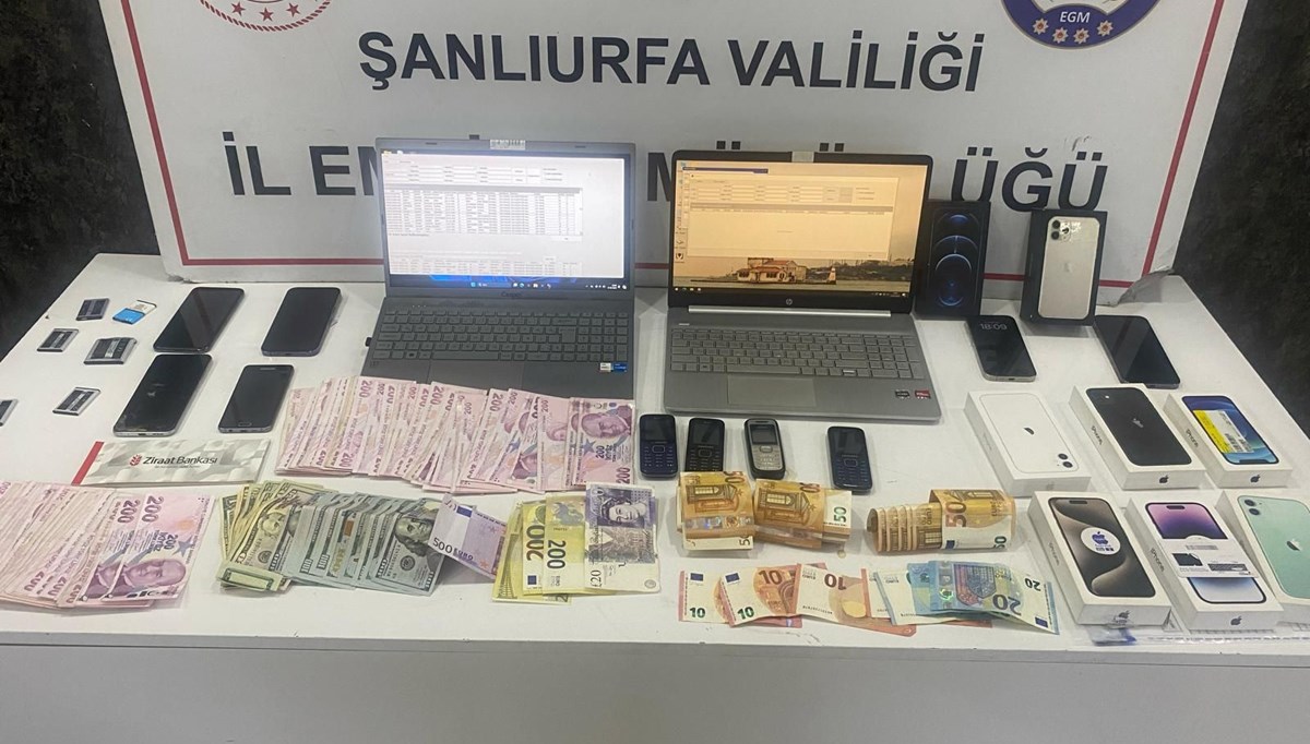 Şanlıurfa'da telefon dolandırıcılarına operasyon: 5 kişi tutuklandı Şanlıurfa'da telefon dolandırıcılarına operasyon: 5 kişi tutuklandı