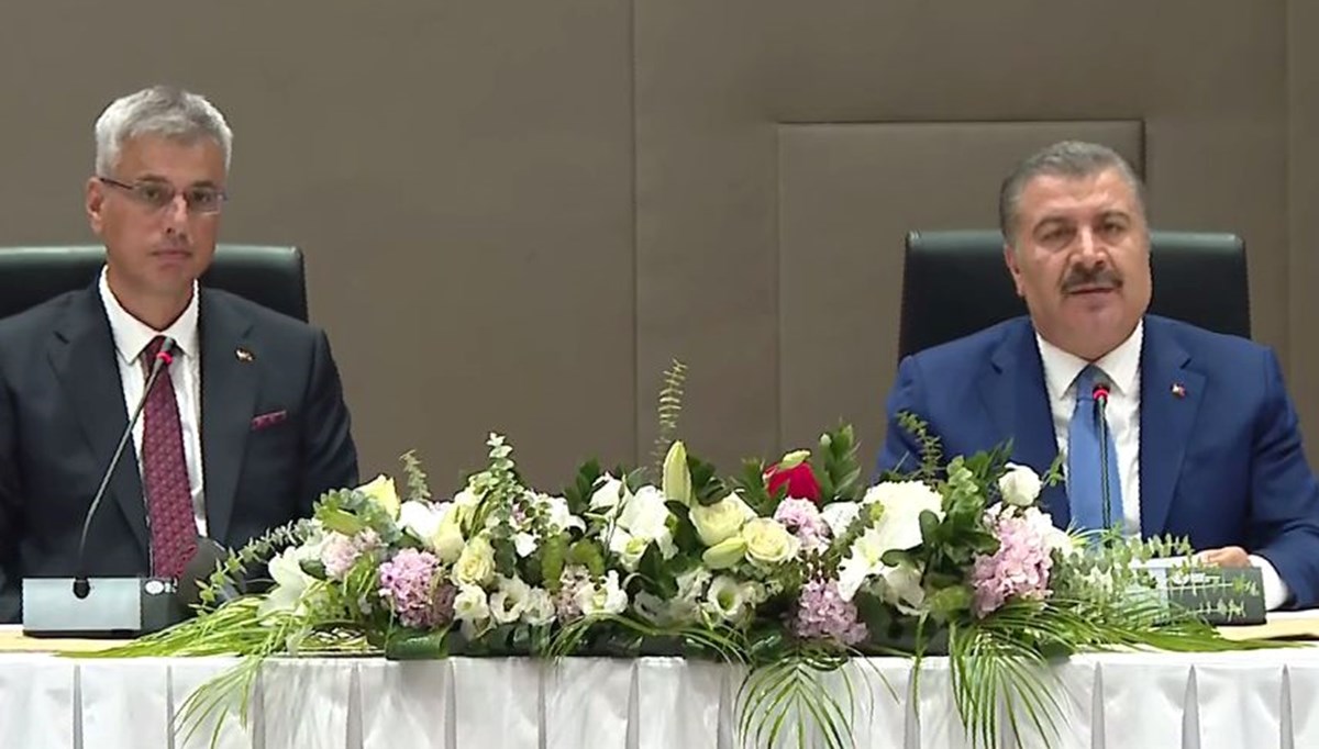 Sağlık Bakanlığı'nda devir teslim töreni | Fahrettin Koca, görevi Kemal Memişoğlu'na devrediyor Sağlık Bakanlığı'nda devir teslim töreni | Fahrettin Koca, görevi Kemal Memişoğlu'na devrediyor