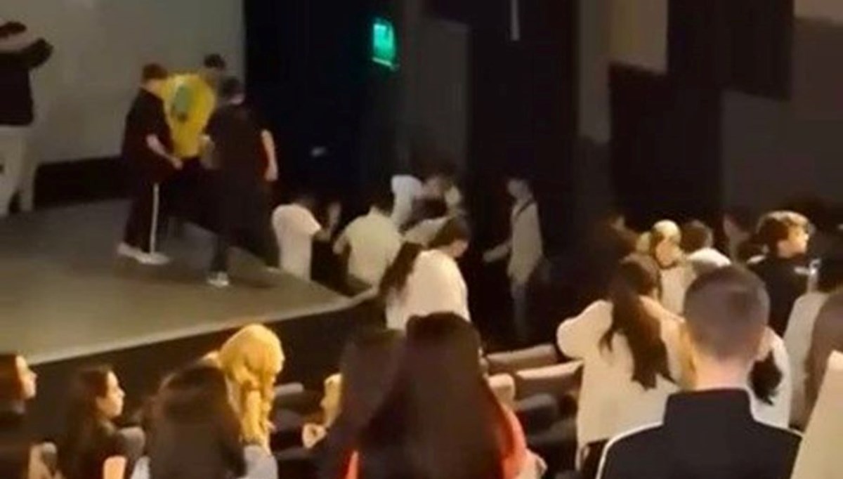 Rapçi Çakal'ın hayranları birbirine girdi