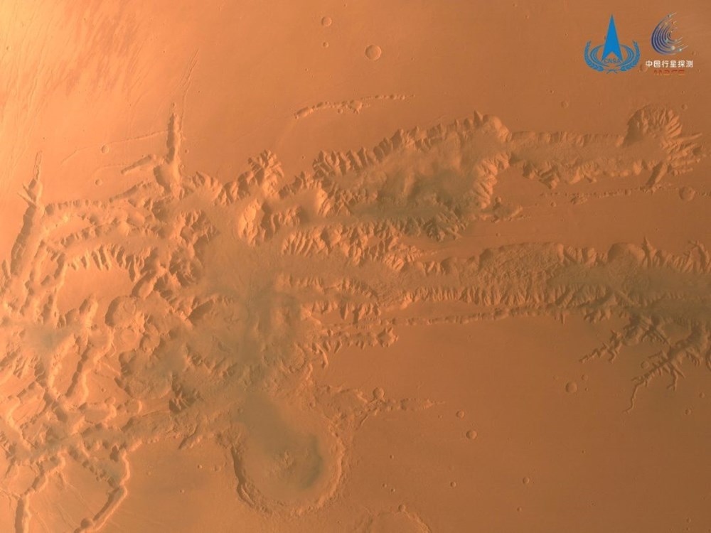Çin'in Tianwen-1 adlı uzay aracı Mars'ı tüm detaylarıyla görüntülendi - 3